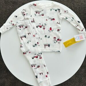 Carter’s Holiday Matching Pajama Set 18 Months